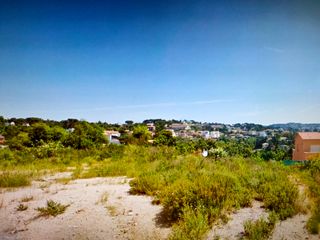 Terreny residencial a Carrer Violeta