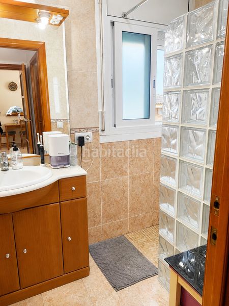 Foto a8443d74-9762-43f0-b73a-280c63013df8. Casa amb xemeneia calefacció aparcament a Sils