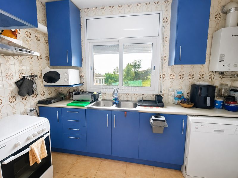 Foto e0fd55d3-6c1e-40d2-82a6-0c622814da53. Casa amb xemeneia calefacció aparcament a Sils