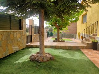 Casa  Carrer cala montg�. Casa unifamiliar en ma�anet de la selva