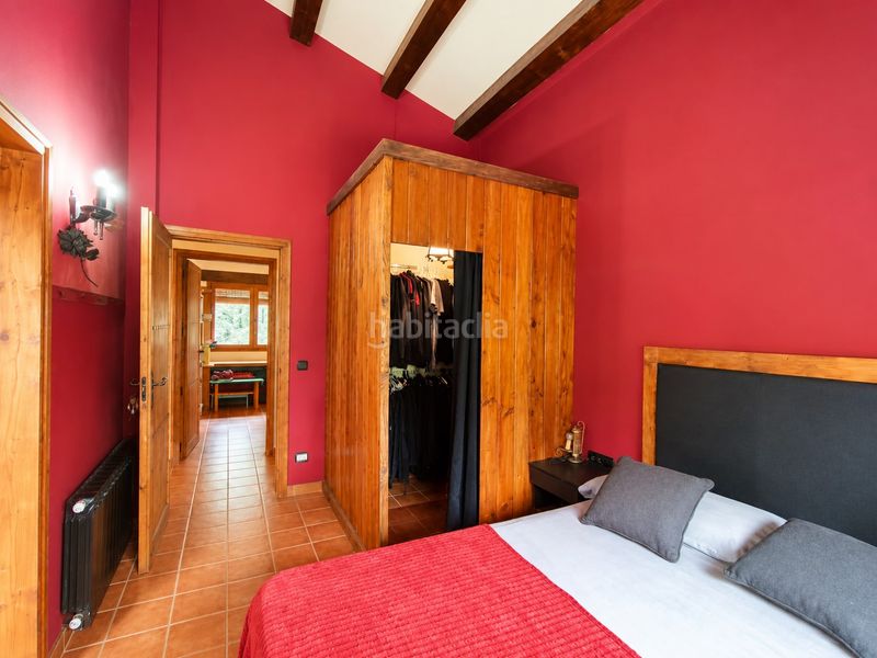 Foto 548c3458-e718-4c4f-a2d8-70cfe1b9ed31. Casa amb xemeneia calefacció aparcament a Sils