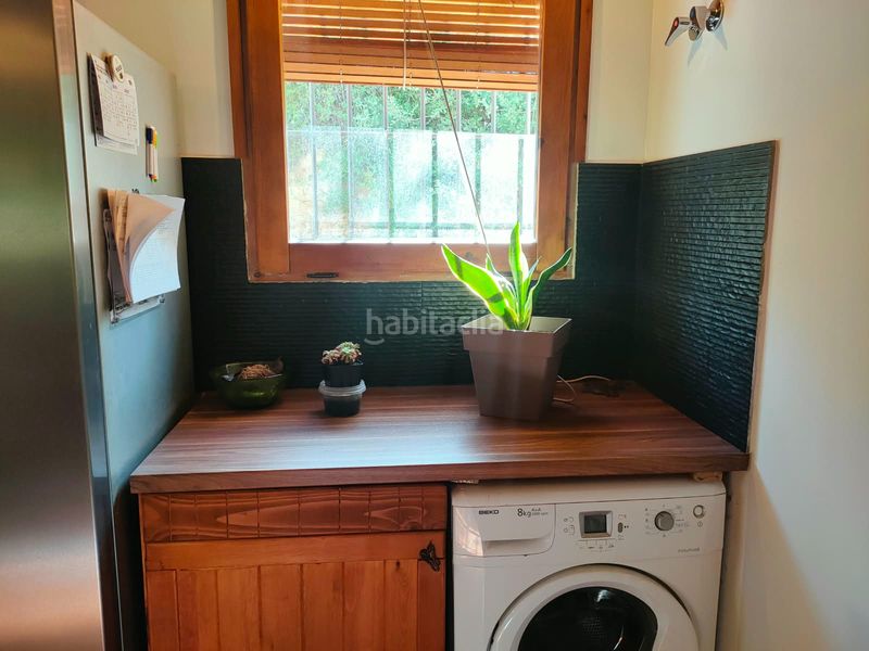 Foto f4e2b8a4-a461-4ba3-a269-9e7061ab59ba. Casa amb xemeneia calefacció aparcament a Sils