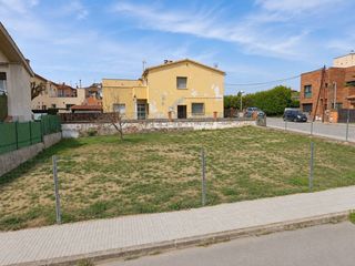 Terreny residencial a Carrer Antoni Gaudi