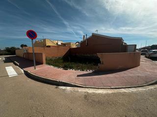 Terreny residencial a Calle italia 28. Parcela urbana en daya nueva