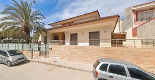 Xalet en Calle san isidro 56. Chalet en cox