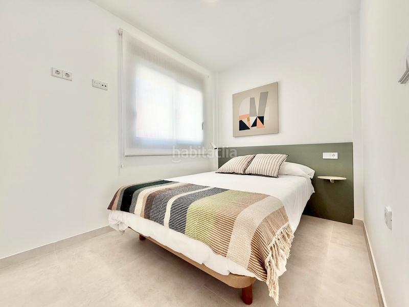 Foto da30a210-a5aa-4868-8510-419cd4efe6ca. Casa adosada en calle bélgica 67 adosado en Cox