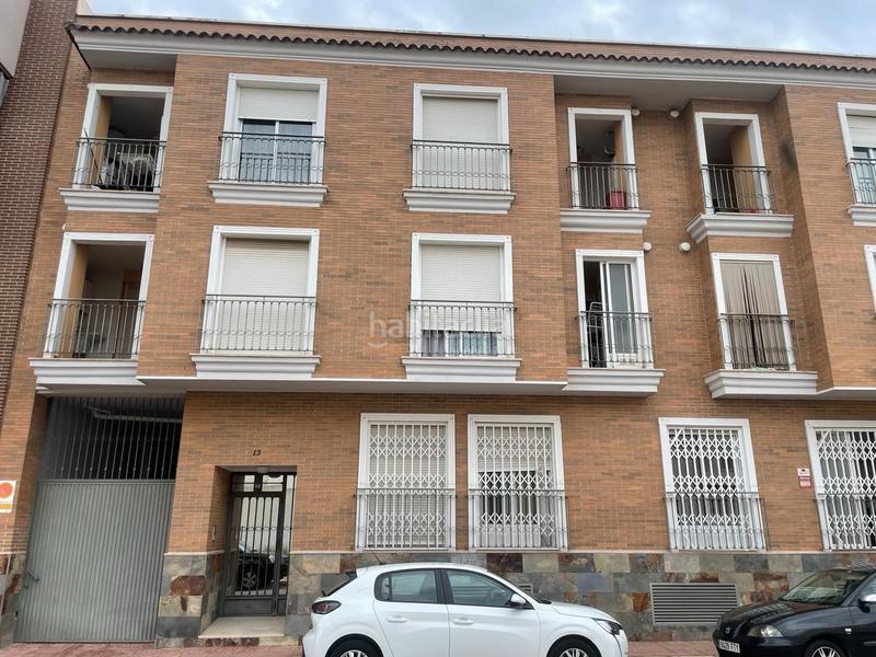 Foto 3c61e7e5-1e15-46e8-8187-ba8b06bad62a. Piso en calle enrique tierno galván 15 piso (alicante) en San Isidro