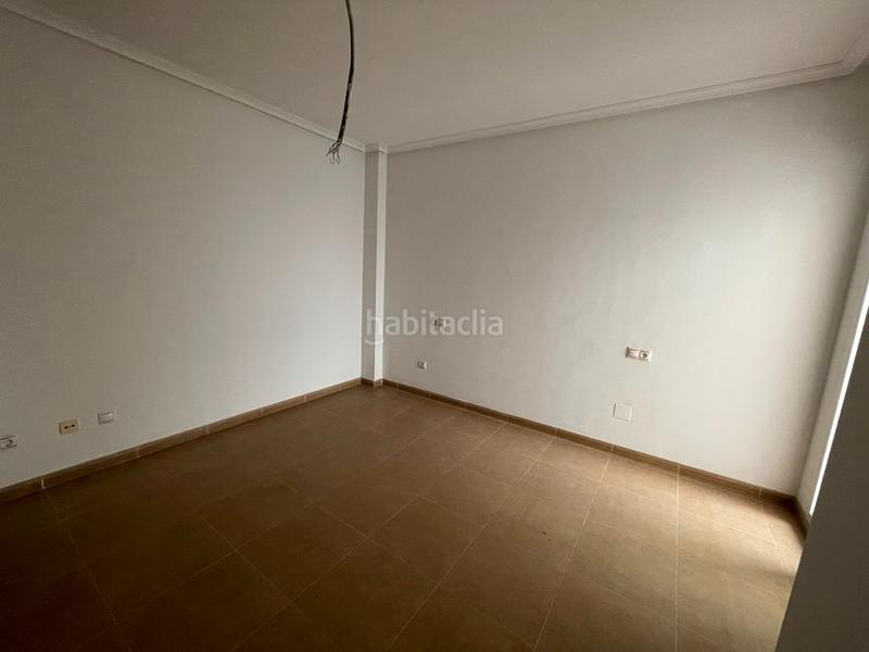 Foto 4230f5ee-a0c7-4028-a756-4982a2e551e0. Piso en calle enrique tierno galván 15 piso (alicante) en San Isidro