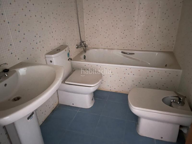 Foto 528ed0d3-d0b5-4bb4-882a-120684afa489. Piso en calle enrique tierno galván 15 piso (alicante) en San Isidro