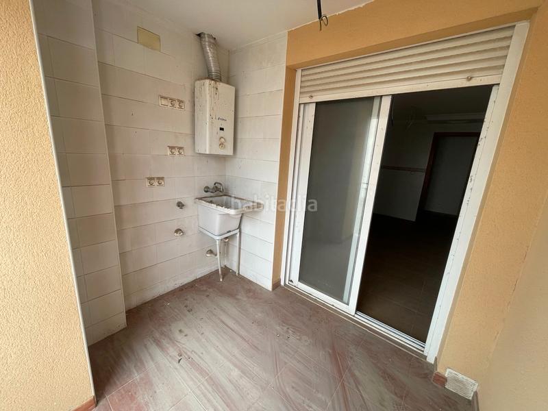 Foto a041f82e-f801-4b96-96f6-c694990b8900. Piso en calle enrique tierno galván 15 piso (alicante) en San Isidro