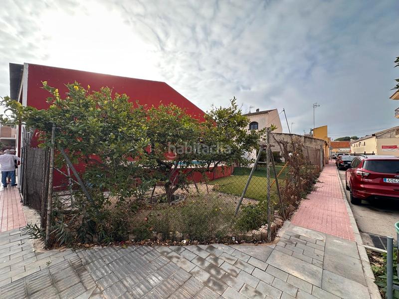 Foto 5867d050-1552-4e46-8e61-6e356330e2f0. Nau industrial a calle general moscardó 33 a Daya Nueva