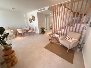 Chalet  Avenida de inglaterra 63. Chalet adosado