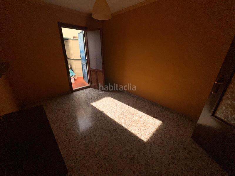 Foto 00aaa631-ba06-4495-9425-656e07f5e626. Piso en calle virgen de monserrate 11 piso en subasta en Catral