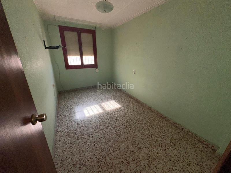 Foto 19cde8e8-44cd-4c2b-bad5-c9d033dd9c52. Piso en calle virgen de monserrate 11 piso en subasta en Catral