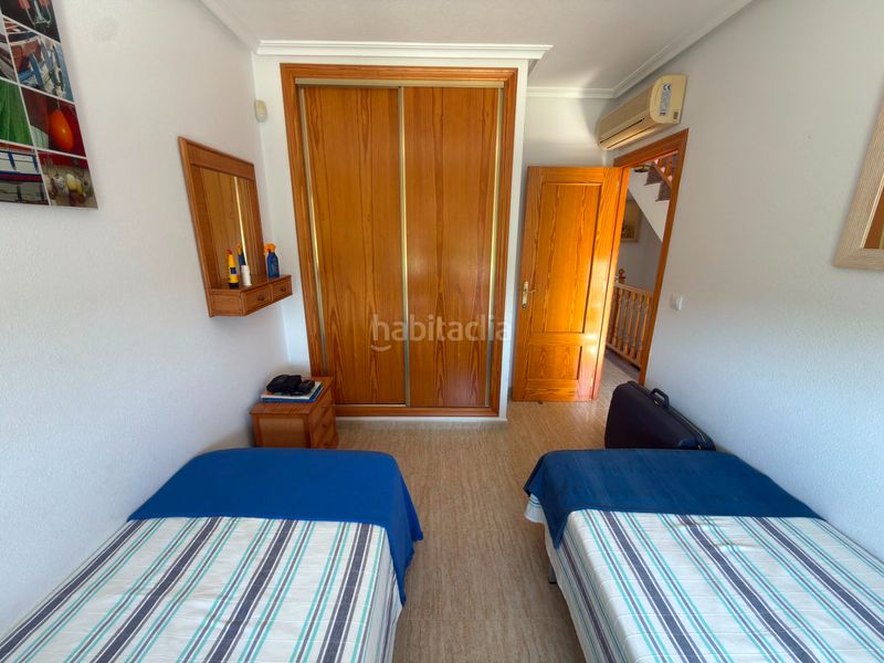 Foto ce90c0ba-0554-4944-ad7d-192b59fd6261. Casa duplex en Daya Nueva