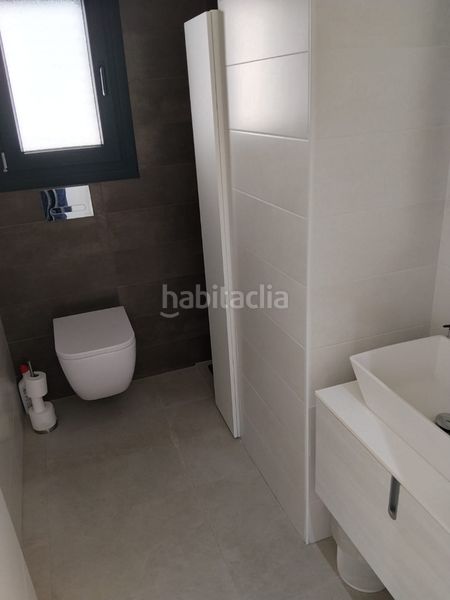 Foto b5672ec2-2005-4d47-939f-43af84ee10a9. Chalet en calle manuel de falla 22 chalet independite con piscina en Daya Nueva