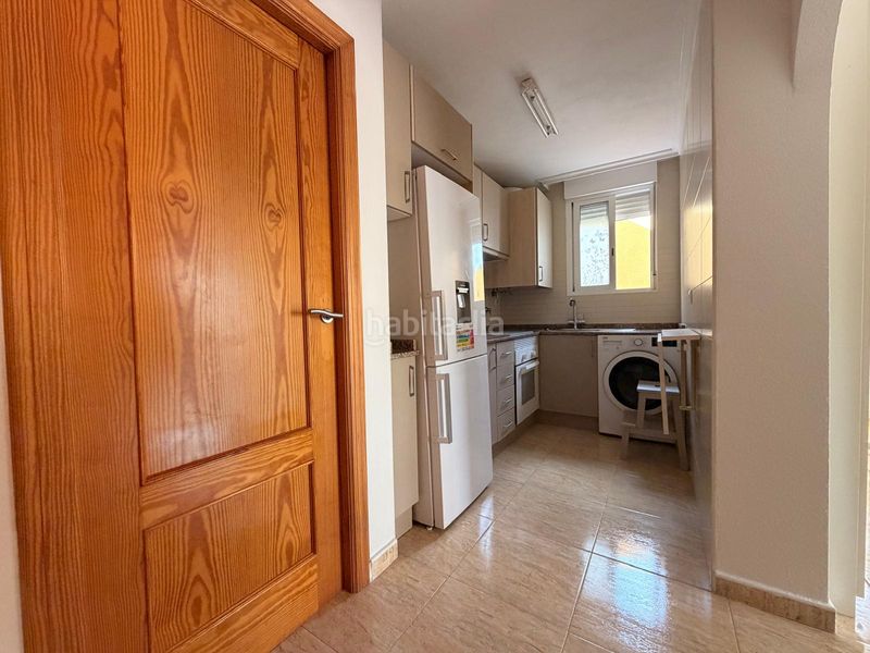 Foto 63954f75-4af8-4e42-8aa0-ca0de5a3a049. Apartament a calle el molino 22 a Catral