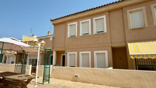 Haus  Avenida de almoradí 2. Adosado en daya nueva