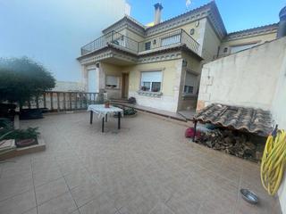 Maison jumelée à N/a. Chalet adosado en daya nueva
