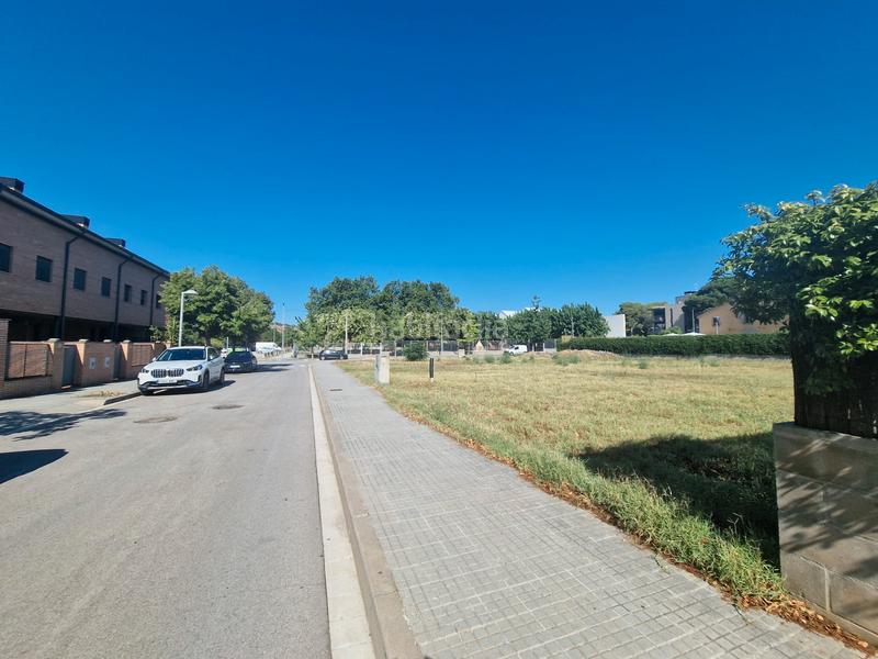 Foto b1faf2de-0dcf-437f-a87c-8cb657d85261. Residential plot in carrer ramon i cajal 19 in Cardedeu