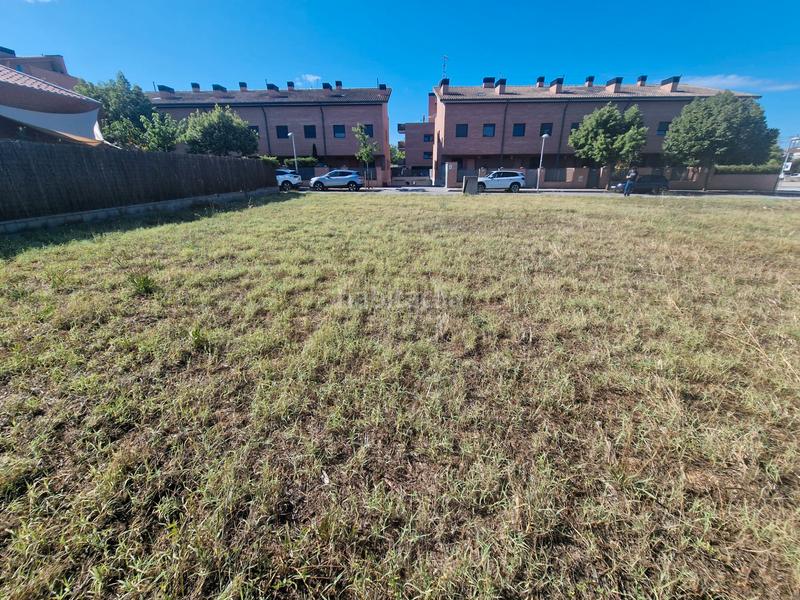 Foto c88f231e-579f-47bf-a60e-8c15b76654fd. Residential plot in carrer ramon i cajal 19 in Cardedeu