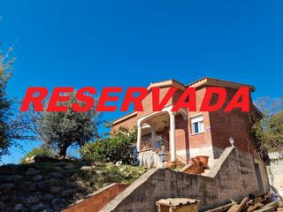 Xalet  Carrer d'eduard toldrà. Espectaculares vistas y mucha intimidad!!