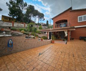 Maison à Cànoves i Samalús. Casa para 2 familias