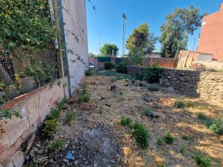 Terreny residencial a Cardedeu. Solar urbano hasta 180m2 const.