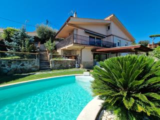 Chalet en Santa Maria de Palautordera. Casa + estudio con vistas espectaculares