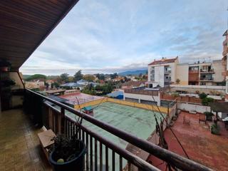 Appartement  Carrer ramon llull. Todos los servicios a pie de calle