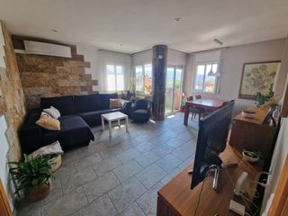 Appartement  Avinguda àngel guimerà. Piso esquinero totalmente reformado en cardedeu – 75 m² útiles