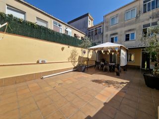 Piano terra  Carrer robert bruy fusellas. Piso con gran terraza junto al centro de cardedeu