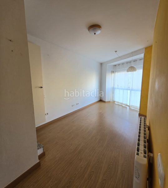 Foto ff524d00-ce0c-485a-bb56-cf70f862c981. Zweistöckige wohnung mit heizung in Cardedeu