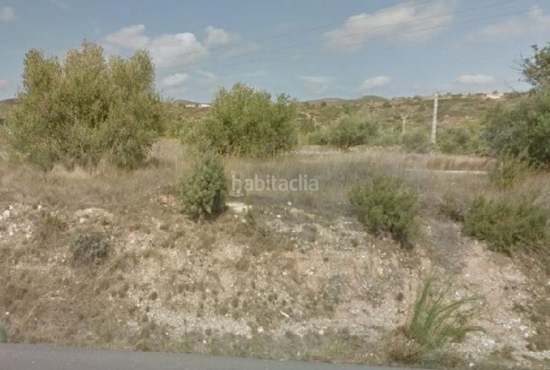 Foto a9aee549-b9f9-4647-96b4-d4ce5f327176. Finca rústica a carretera madrid-valencia 45 a Buñol