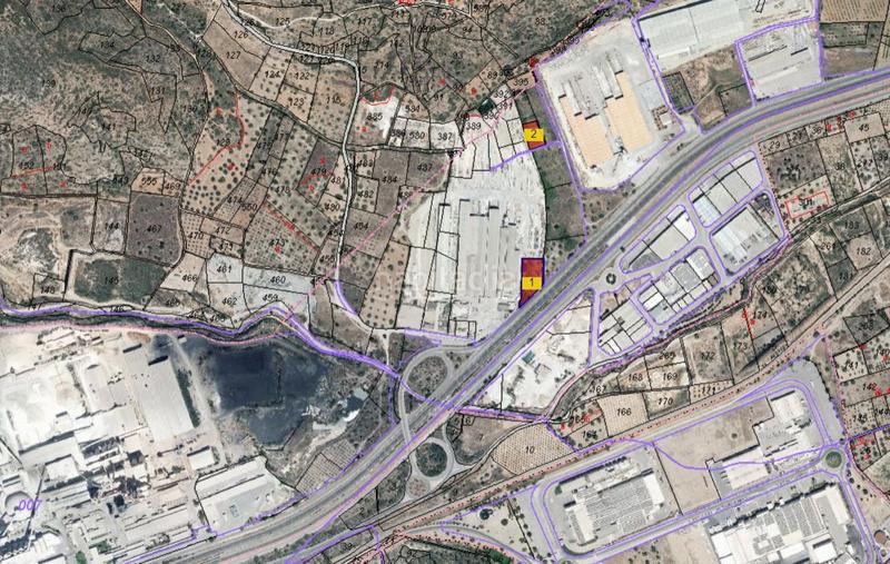 Foto f9224845-50dc-4c04-b366-22895cf7071c. Finca rústica a carretera madrid-valencia 45 a Buñol