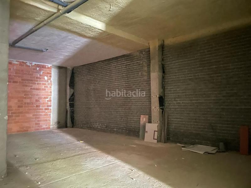 Foto be5ca44f-89e1-400c-9a16-f274f6457f61. Local commercial dans carrer del riu bidasoa 53 dans Valencia