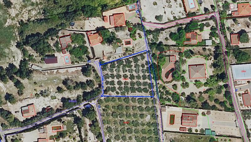 Foto 926fcd23-6d89-461c-b0f0-3a79733f2e1e. Terreno residencial en r-8 foies a pol-42 72 en Xàtiva