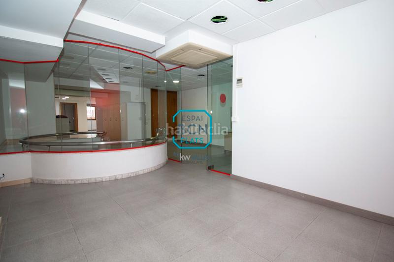 Foto 3fa22bd7-bf98-49ff-99a8-4624a2728dce. Local comercial a La Nova Esquerra de l´Eixample Barcelona