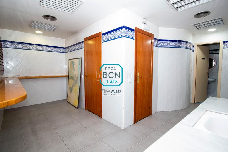 Foto baa0adbb-5c78-4636-81be-897832324b59. Local commercial dans La Nova Esquerra de l´Eixample Barcelona