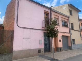 Casa adossada a Llinars del Vallès. Casa en venta en llinars del vallès