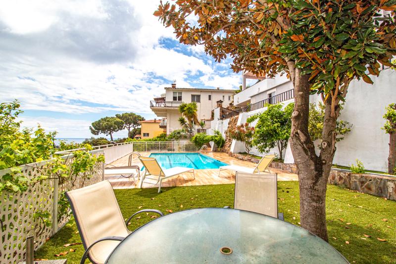 Foto 0c158d3c-105e-4456-97ad-682cefda6724. Casa  en venta en Cabrils