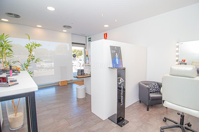 Foto 4d64bb24-6534-407b-a2ff-834d0b657342. Locale commerciale con riscaldamento in Nord Oest - Can Noguera Garriga (La)