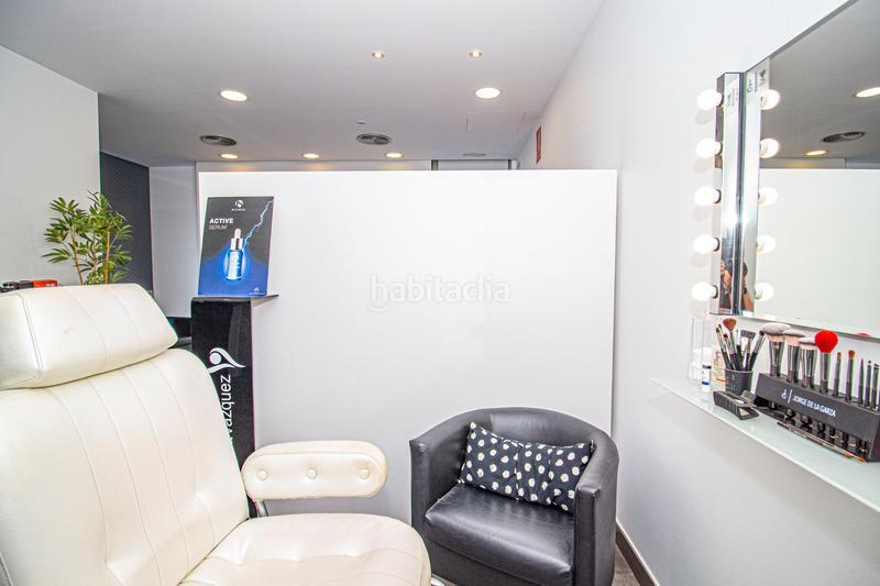 Foto 770732a5-fb6c-4edf-bb3a-6cf7ff40b001. Locale commerciale con riscaldamento in Nord Oest - Can Noguera Garriga (La)