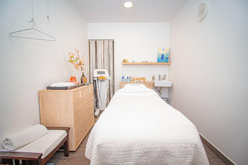 Foto b6a44431-c00e-4206-81fd-87f517a7220b. Locale commerciale con riscaldamento in Nord Oest - Can Noguera Garriga (La)