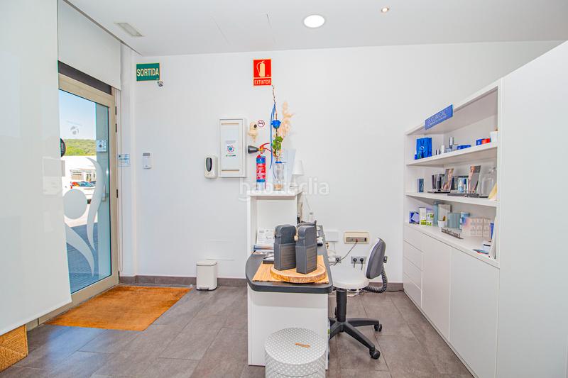 Foto bde12293-d255-4d24-b03d-c226f0ca8f32. Locale commerciale con riscaldamento in Nord Oest - Can Noguera Garriga (La)