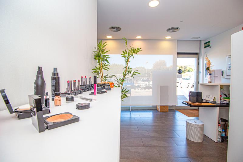 Foto c5ef7ada-b4de-4b34-bf1c-40b34aa06764. Locale commerciale con riscaldamento in Nord Oest - Can Noguera Garriga (La)