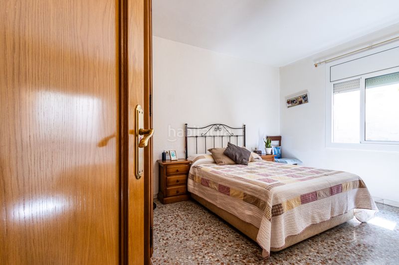 Foto b5597963-3610-4a60-8ea1-bd86d3787480. Casa aparellada amb calefacció a Ca n'Oriac Sabadell