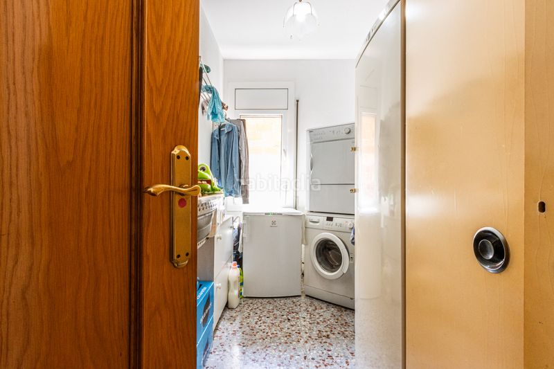 Foto e5d625d1-6ae6-4f8c-9334-bdaf0f17b726. Casa aparellada amb calefacció a Ca n'Oriac Sabadell