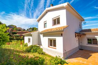 Xalet a Llinars del Valls. Casa en venta en llinars del valls