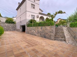 Lloguer Casa  Carrer del roser 19. Casa en alquiler en lliçà de vall